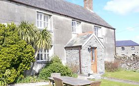 Lellizzick Farmhouse